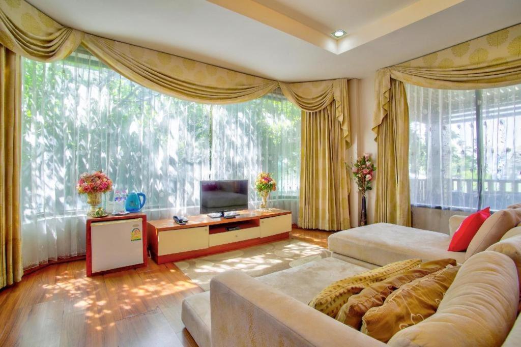 Thaiasia Goldensea Resort Phra Nakhon Si Ayutthaya Exterior foto