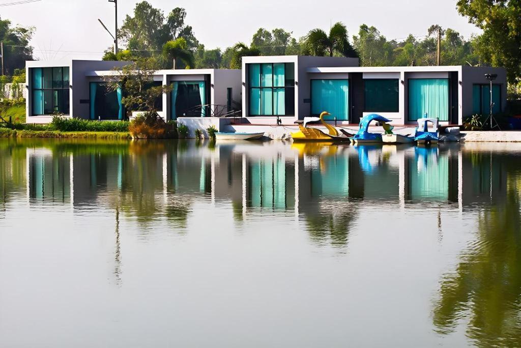 Thaiasia Goldensea Resort Phra Nakhon Si Ayutthaya Exterior foto